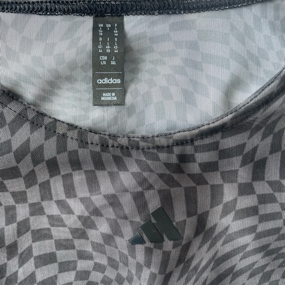 ADIDAS - Picture 2 of 7